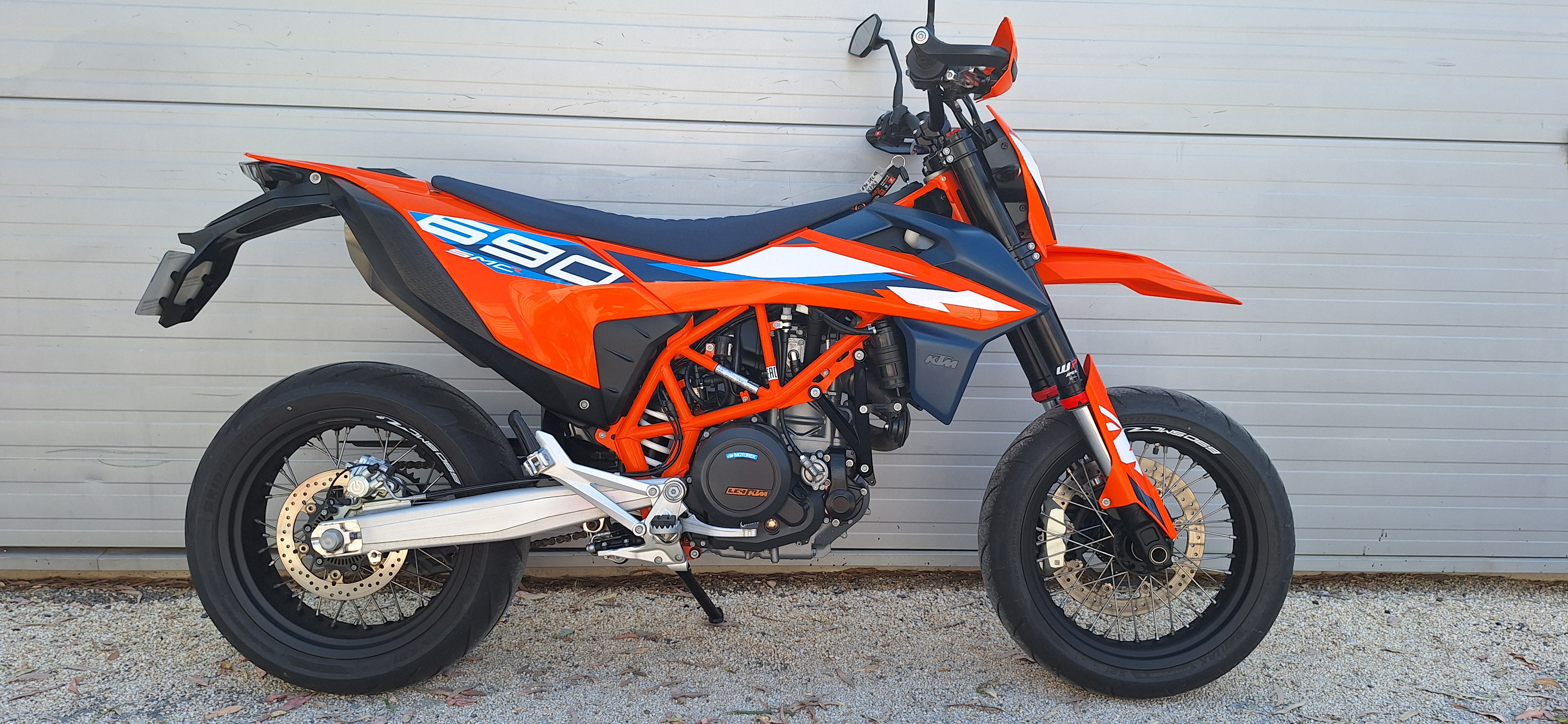 KTM 690 SMCR SUPERMOTARD SUPERMOTO OCCASION