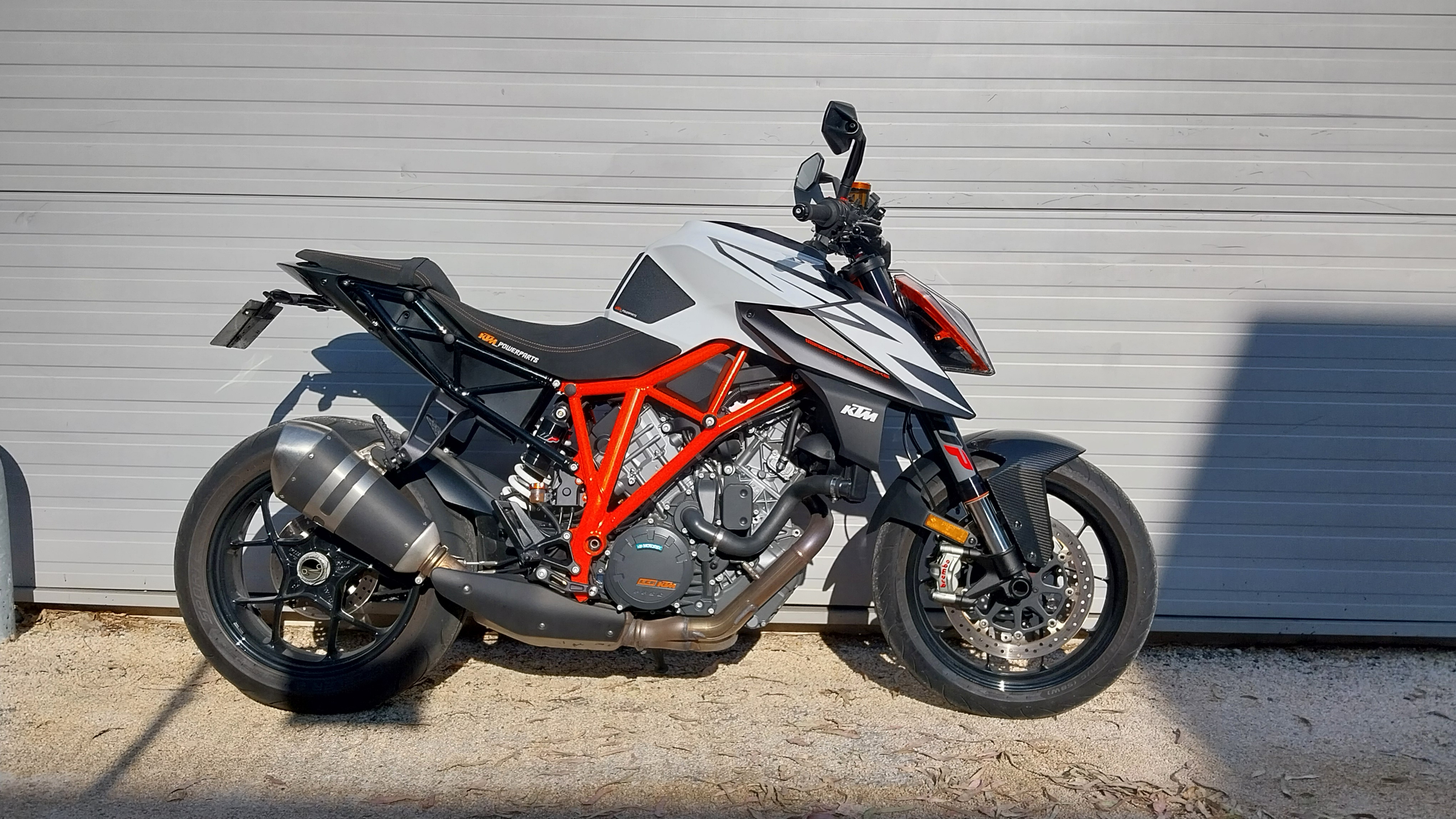 KTM 1290 SUPERDUKE R SDR OCCASION TRACK PACK PERFORMANCE