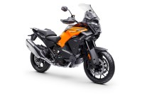 641798_MY25_KTM_1390_Super_Adventure_S_Orange_EU_Front-Right_EUROPE GLOBAL